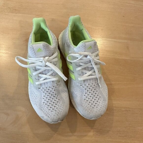 Adidas Primeblue Sneakers Womens Sz 6.5 White Green Stripe Running Shoe Athletic - Picture 2 of 9